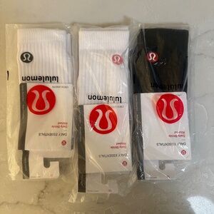 Lululemon socks 3 pairs size medium 6.5 - 8.5